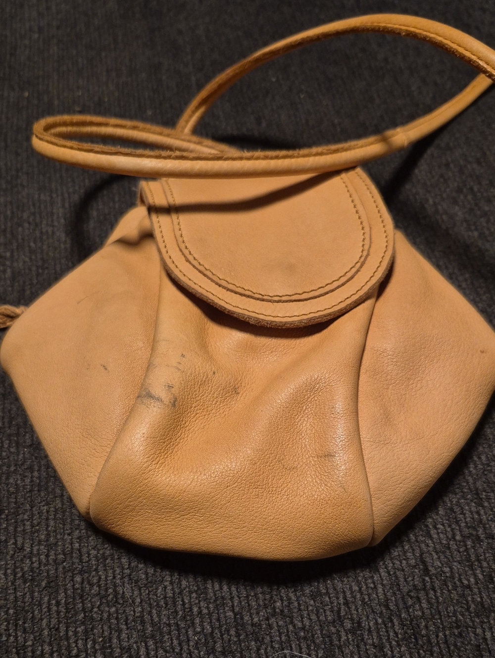 Classic Tan Leather Women's Crossbody Purse